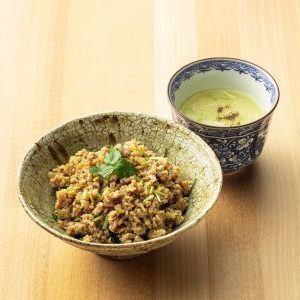 鳥そぼろご飯　鳥スープ付き