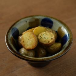 新じゃがのやみつきアンチョビバター