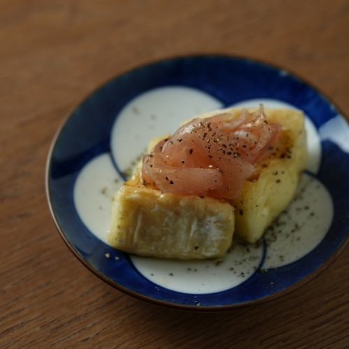 炭焼きカマンベールと生ハム