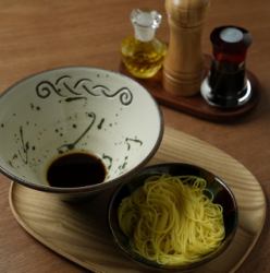 絶品鶏油そば(揖保乃糸 龍の夢使用)