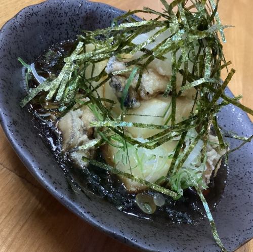 Oysters and deep-fried tofu