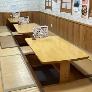 Seating area with sunken hearth table. *Please note that we may not be able to accommodate your seating preference depending on the reservation status on the day.