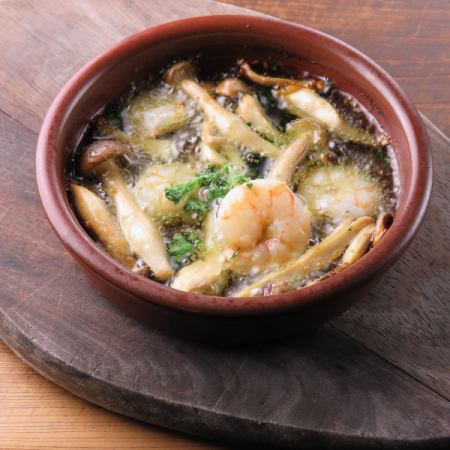 エビのアヒージョ