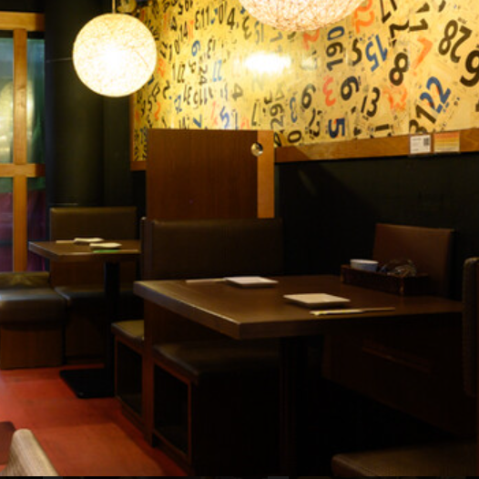 静かに味わう、大人のための隠れ家空間