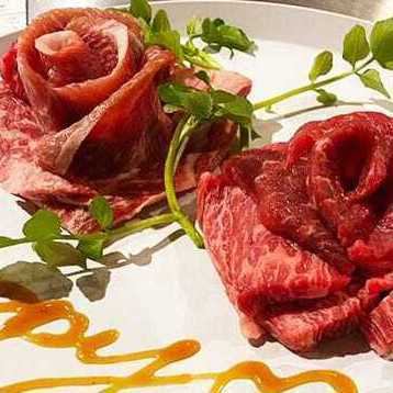 [For birthdays and anniversaries] Special meat plate available