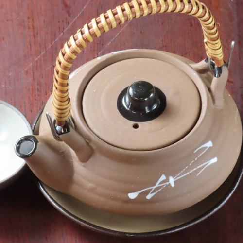 我們希望您能體驗陶罐裡的舞茸的美味