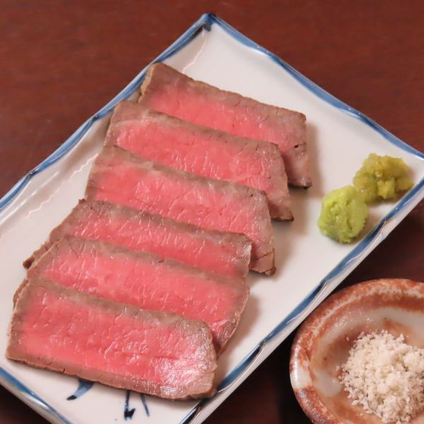 浓郁的美味！可以以实惠的价格享用奢华炙烤和牛的居酒屋菜单！