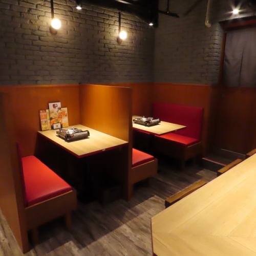 ゆったりくつろげるソファ席は、女子会に大人気です!♪周りを気にせず、積もる話で盛り上がりましょう。