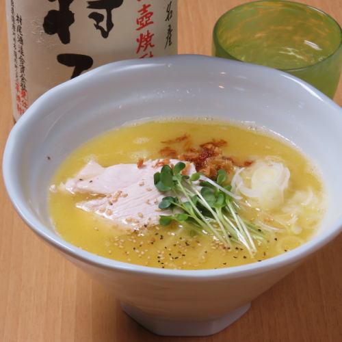 鶏白湯ラーメン