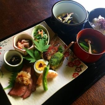 【お昼ごはん】満月の花御膳◆2500円