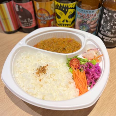 小麦粉不使用の自家製チキンカリー