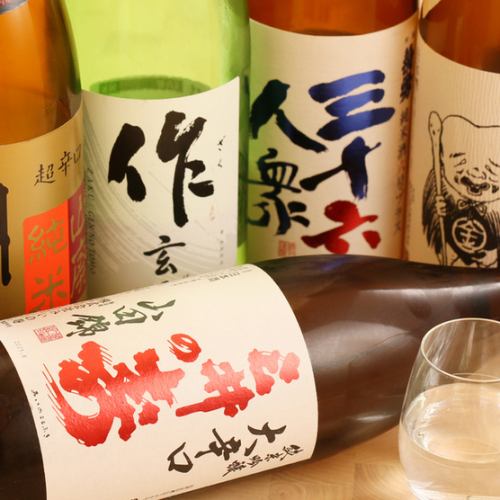 季節ごとの厳選された日本酒をこだわりの逸品料理と共に