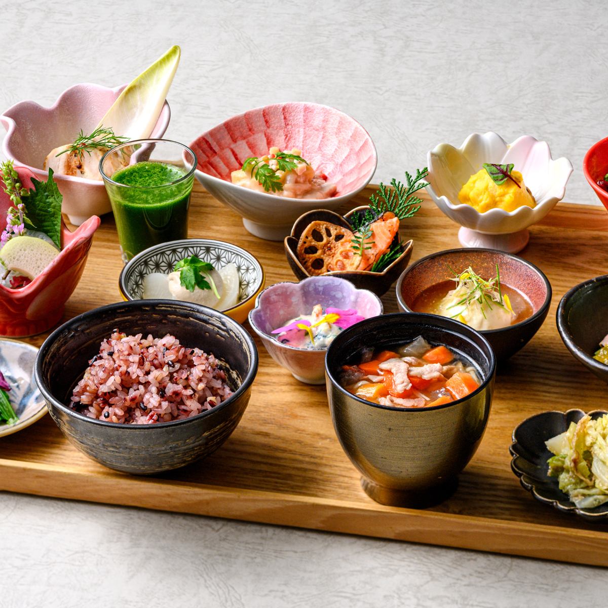 一汁六菜定食の身体に優しい定食のお店♪