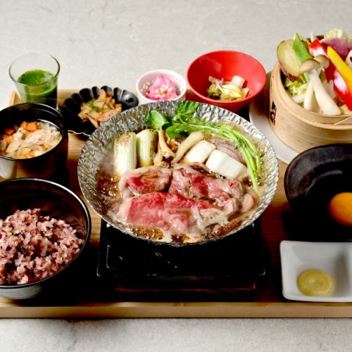 国産牛のすき焼き膳
