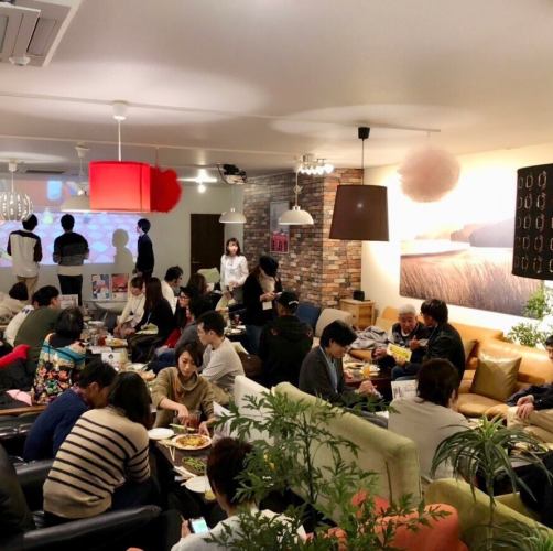 Private party plan with 2 hours of all-you-can-drink included... 4,000 yen