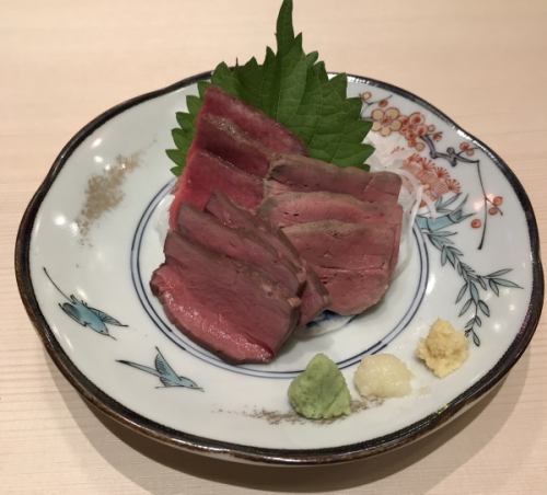 炭火炙りの自家製タンベーコン