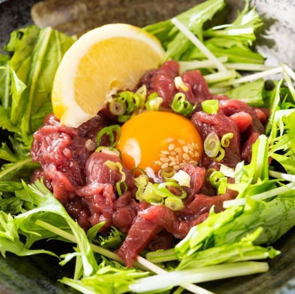 【特色菜】除了牛肉串，菜單上還有豐富的食物