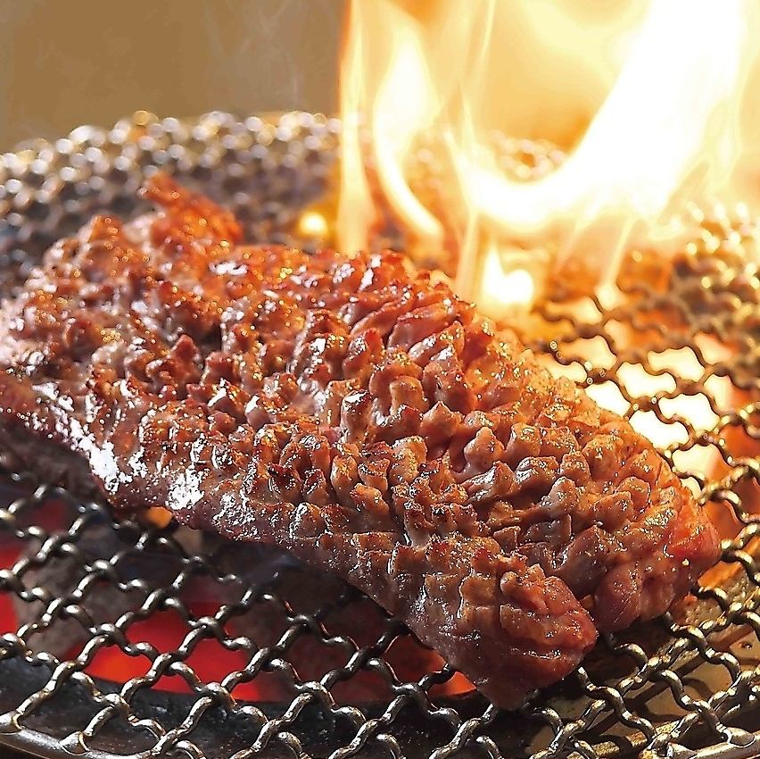 店内で捌く為鮮度抜群！希少部位含む豊富な種類のお肉を贅沢にご堪能いただけます♪