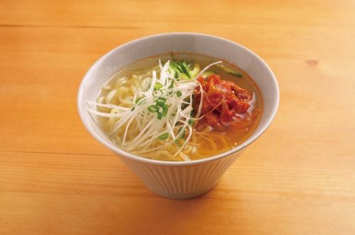 【麺】こだわりの盛岡冷麺