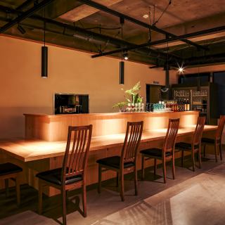飲食店を営む経験を活かし、一品料理から定食、飲み放題付の食事コースまで、多彩なメニューを豊富にご用意しています。