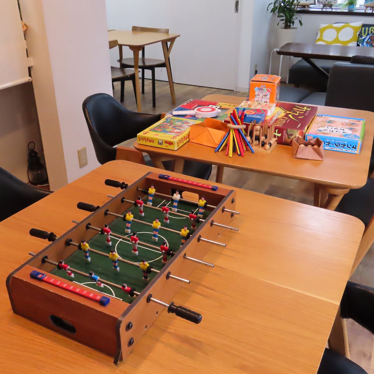 フリースクールがプロデュースするカフェ☆本やボードゲーム有♪