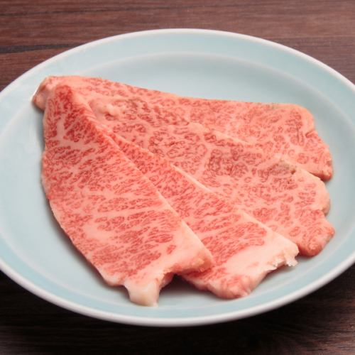 ★肉の一頭おすすめの一品★A5黒毛和牛特上赤身　990円