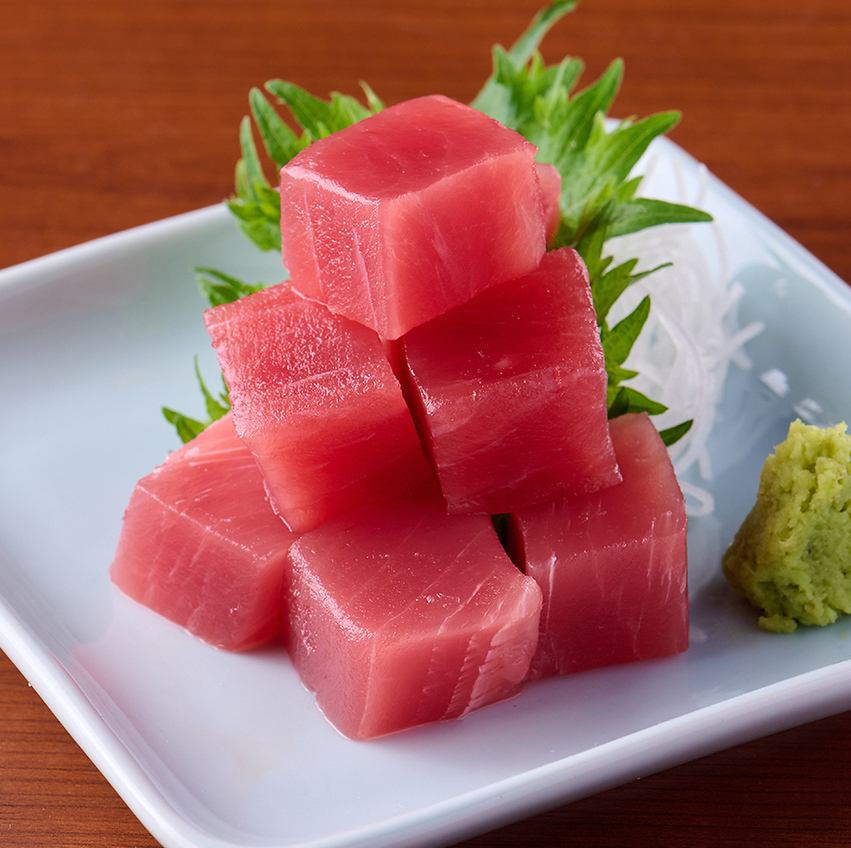 新鮮な刺身はお酒との相性も抜群!是非お試しください!