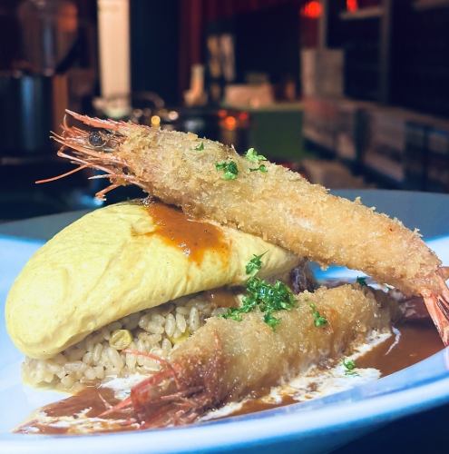 海老フライとカレーオムライス