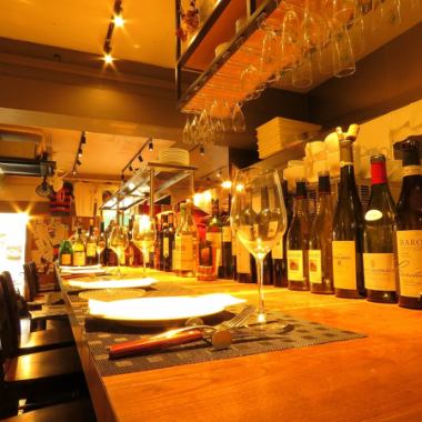 An outstanding counter is perfect for single person drinking and date use.Please enjoy delicious kiln cuisine, authentic pizza, wine in a relaxed time.Use as a wine bar is also greatly appreciated.
