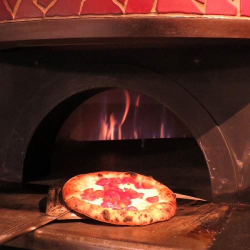 Kiln-grilled Naples pizza