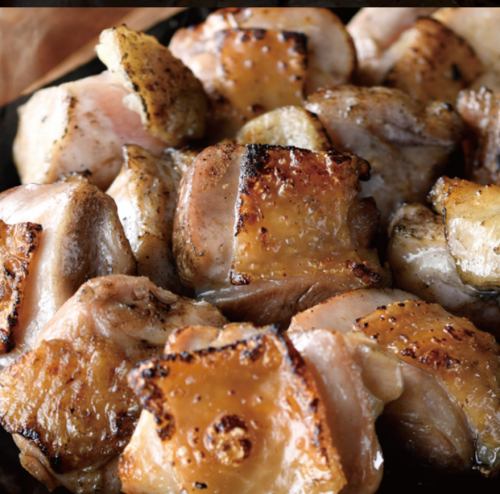 絶品鶏もも炭火焼き