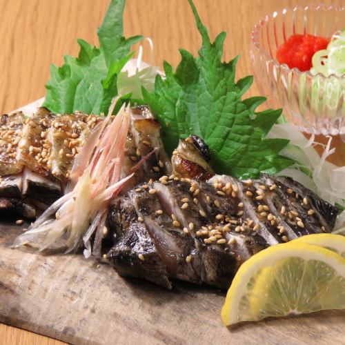 ≪店長おすすめ♪四恩鶏の炙りタタキ≫