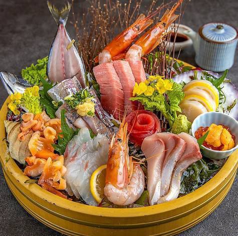 Special dishes using Tohoku's [seafood] are also very popular!