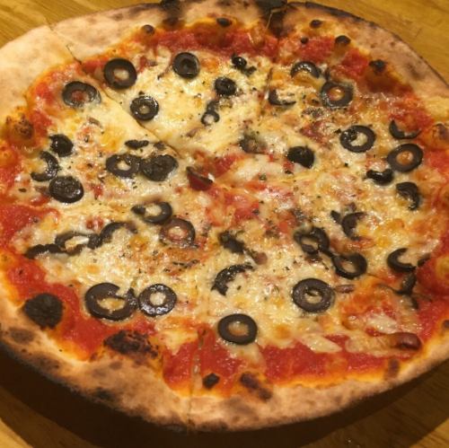 Anchovies and black olives / Anchovies and cream cheese