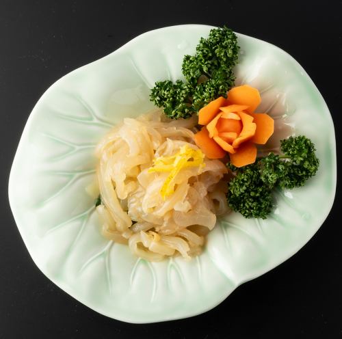 Refreshing jellyfish dressed with yuzu