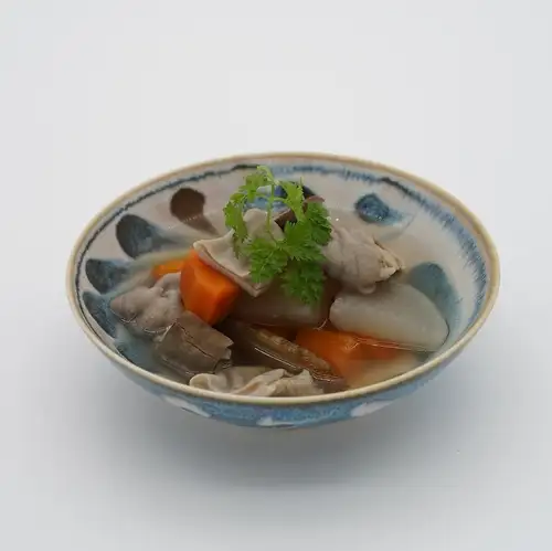 <Kannai PORCO Appetizers> Salt-braised offal and root vegetables / Spicy edamame peperoncino
