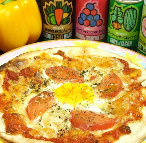 ビールが飲みたくなるカリカリピザ