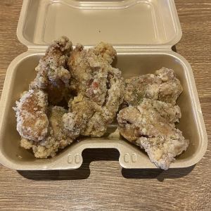 鶏のからあげ
