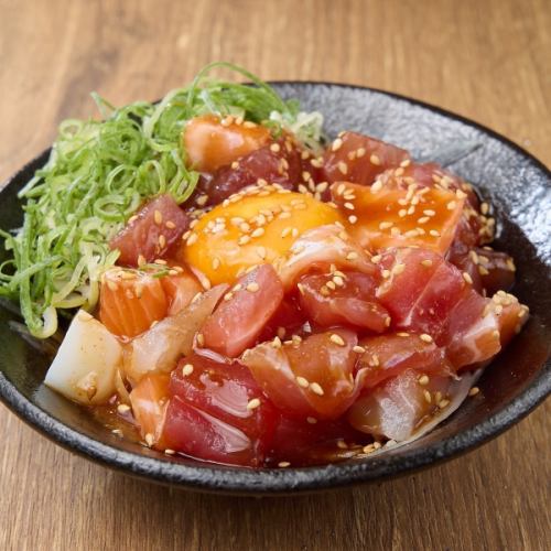 海鮮Yukke