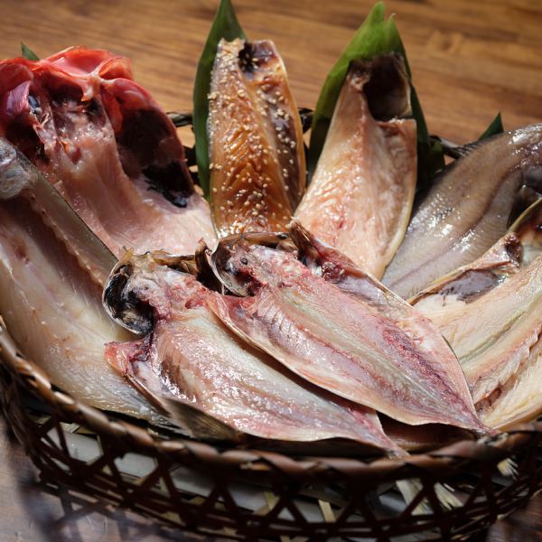 【干物専門店だからこそ】常時20種類以上の美味しい干物からお好みの魚がお選びいただけます！