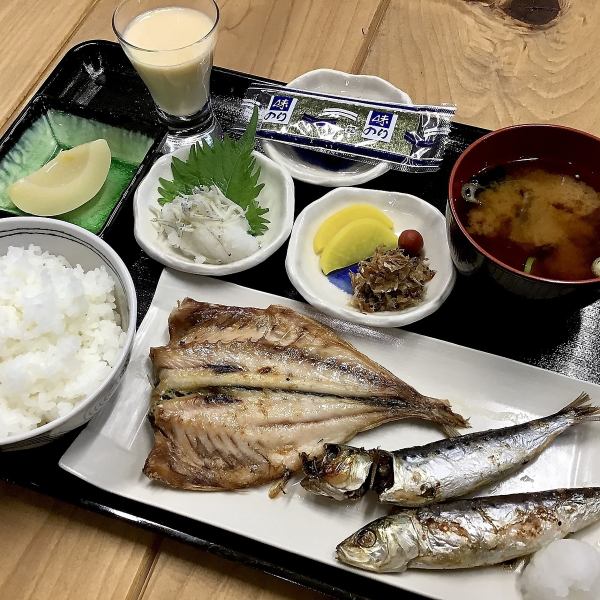 【朝から干物定食で栄養チャージ】パワフルな一日を過ごそう♪