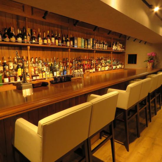3 minutes walk from Akasaka Station.The best drink offered by a bartender trained at a famous restaurant.