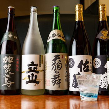 当店では石川の日本酒はじめ多く取り揃えております