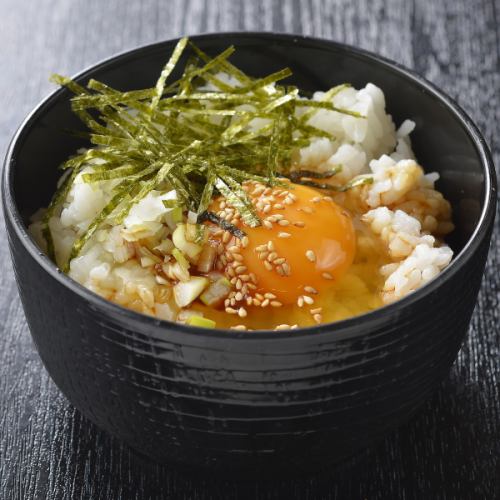 炙りマヨ牛筋丼/肉屋の牛トロカレー/TKG