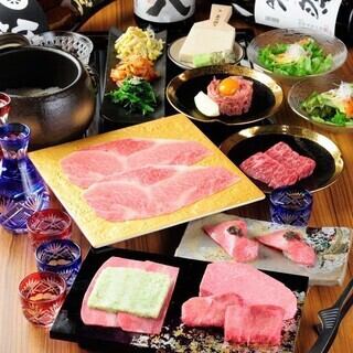 フォーマルなお食事にもぴったりな個室をご用意しております。