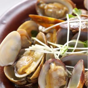 Garlic-style clams