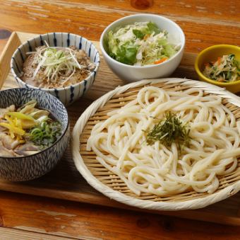 六白黒豚バラの肉汁つけうどん または そば & 選べるミニ丼