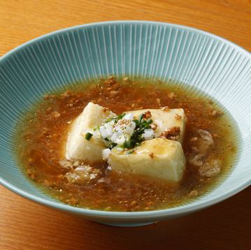 揚げ出し豆腐 ピリ辛そぼろ餡かけ