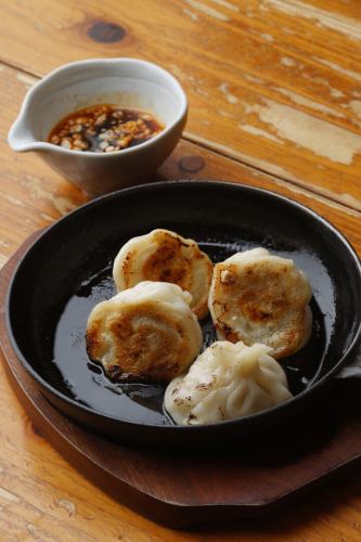 鉄板焼き小籠包