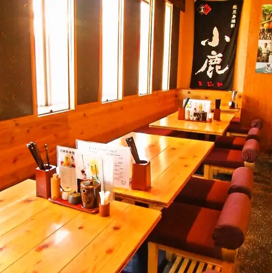 駅直結でこんなお店があったなんて!?雨に濡れることなく飲める♪